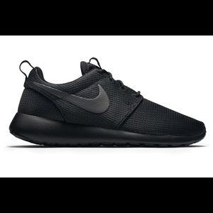 Nike | Shoes | Nike Sneaker Roshe 